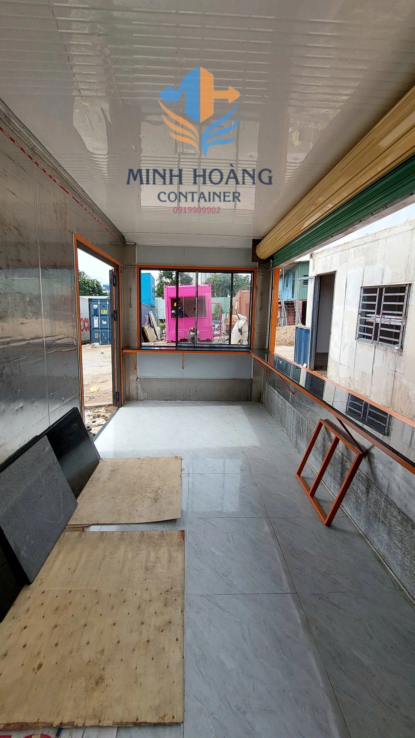 Container Cafe 20 Feet Cam Viền Đen Vỏ Lạnh